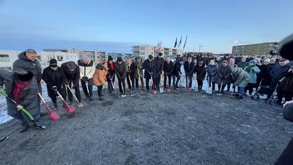 Fyrsta skóflustunga nýs Regluheimilis