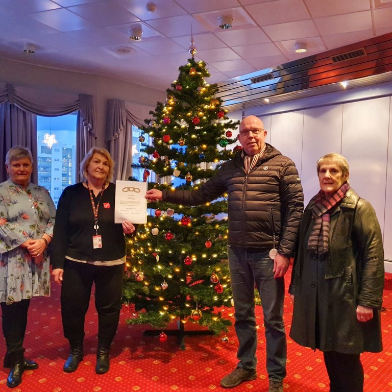 Stúkur  á Akureyri styrkja Velferðarsjóð Eyjafjarðar