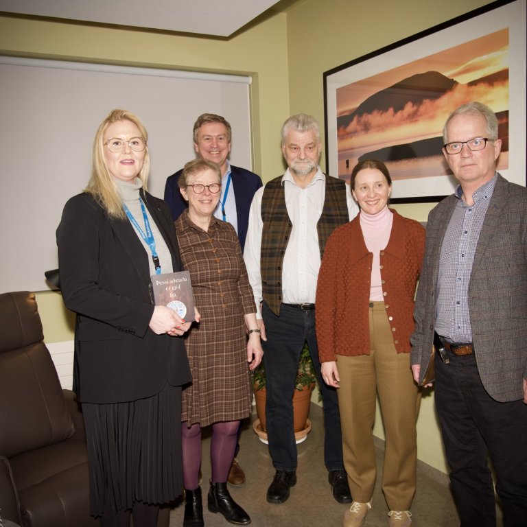 Ólöf Árnadóttir, framkvæmdastjóri hjúkrunar, Jónína Sigurgeirsdóttir, hjúkrunarforstjóri lungnadeild…